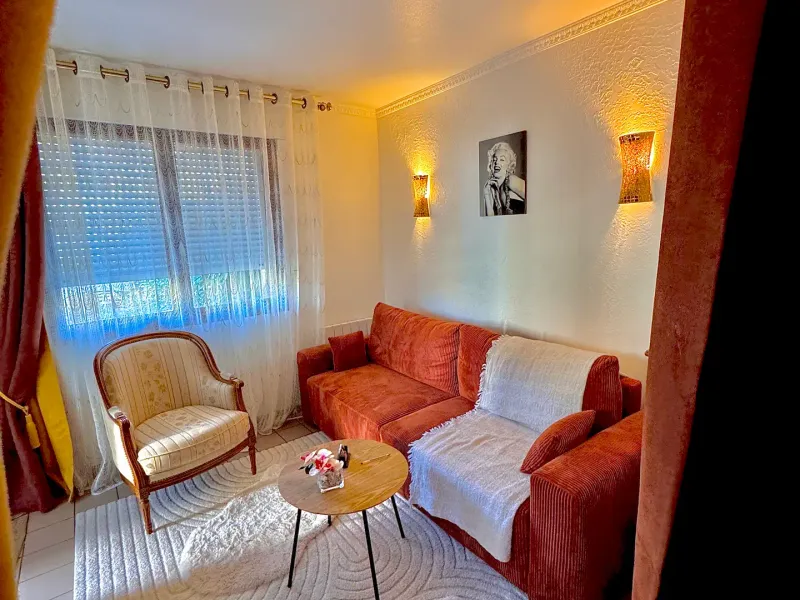 Espace d'accueil du cabinet de massage Un Temps pour Elle