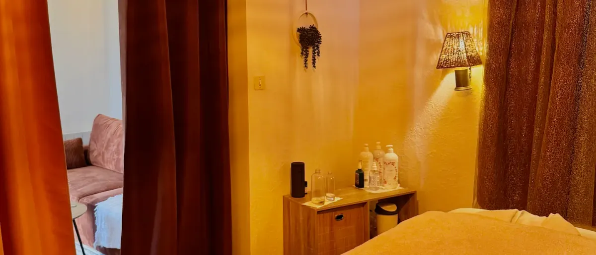L'espace de massage du cabinet Un Temps pour Elle