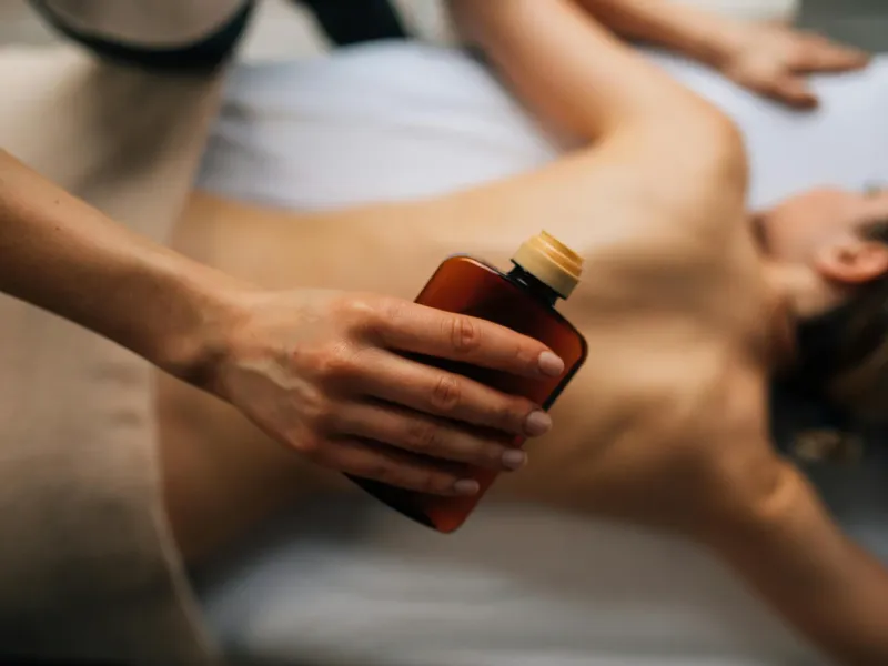 Déroulement du massage aux huiles essentielles — cabinet Un Temps pour Elle Carcassonne